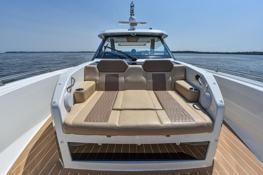 2020 Ocean Alexander 45 Divergence