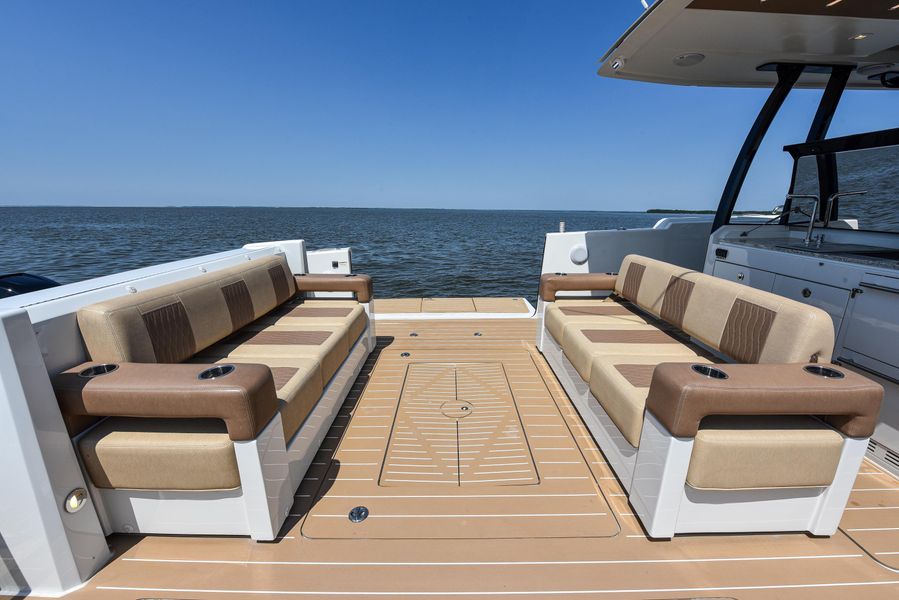 2020 Ocean Alexander 45 Divergence