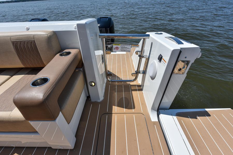 2020 Ocean Alexander 45 Divergence