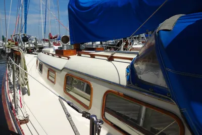Cheoy Lee 36 Offshore Flying Buffalo