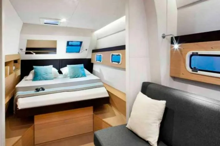  Yacht Photos Pics Bali 4.5 - D Yachts