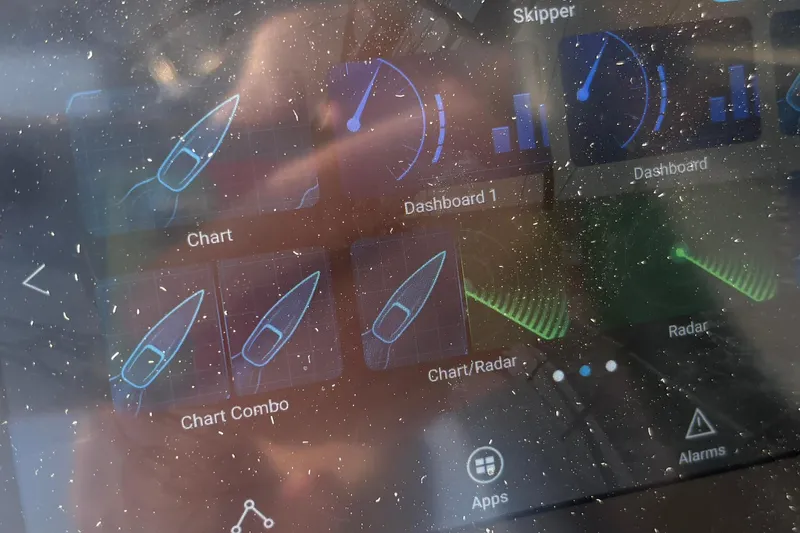 Alpha-joy Yacht Photos Pics Plotter Ray Marine