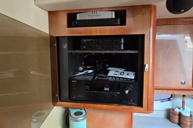  Yacht Photos Pics Entertainment system in a 2003 Regal Commodore 4260 yacht with audio and video equipment.