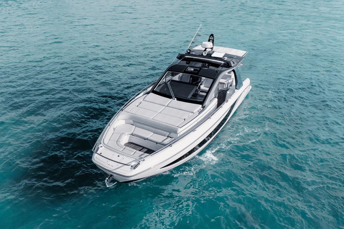 2025 Azimut 42 
