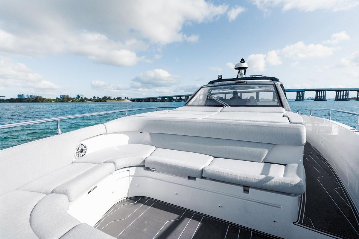 2025 Azimut 42 