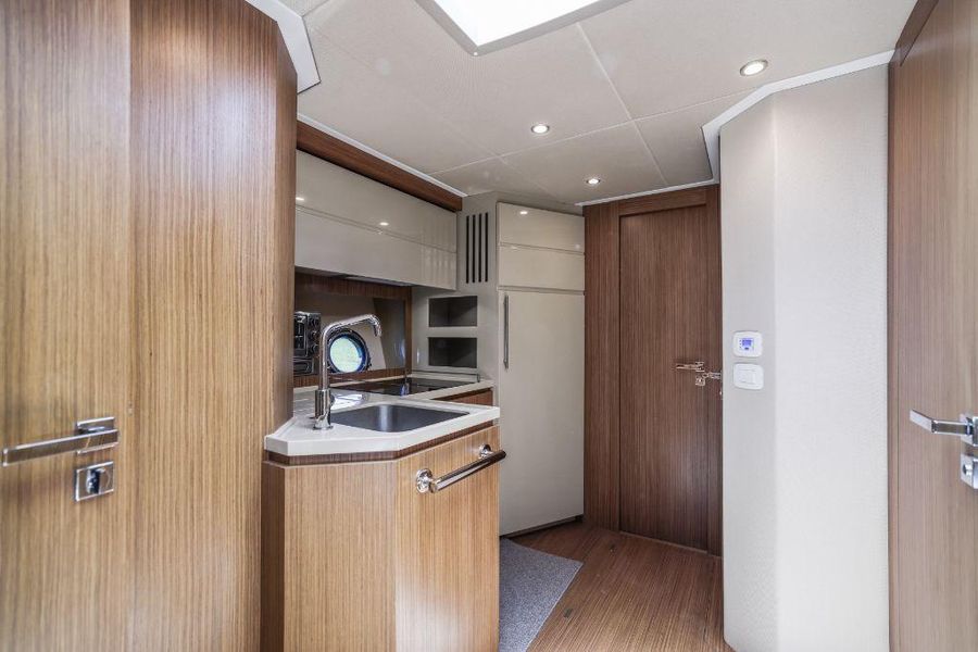 2016 Azimut Atlantis 50