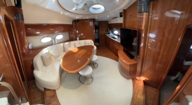 2006 Princess 58v