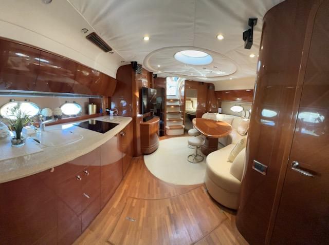 2006 Princess 58 