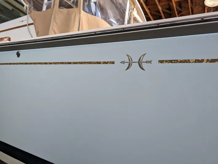 Wilbury Yacht Photos Pics Hunt Surf Hunter 33 Wilbury