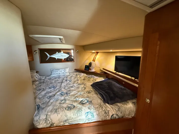 Yellowfin Yacht Photos Pics 