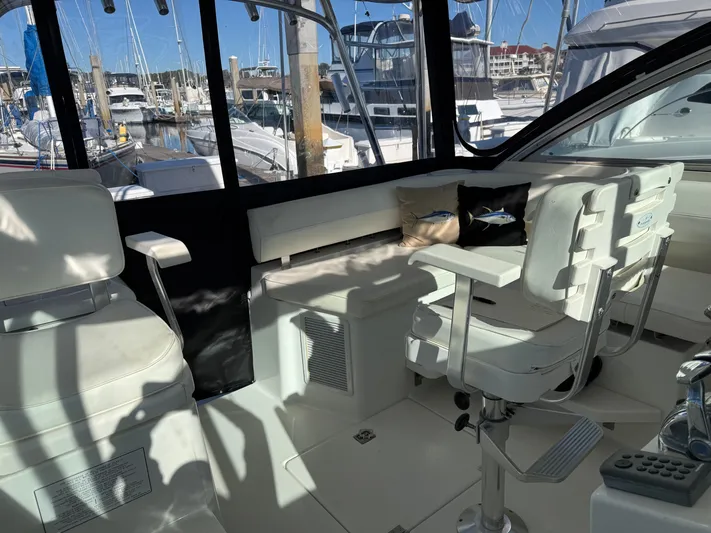 Yellowfin Yacht Photos Pics 