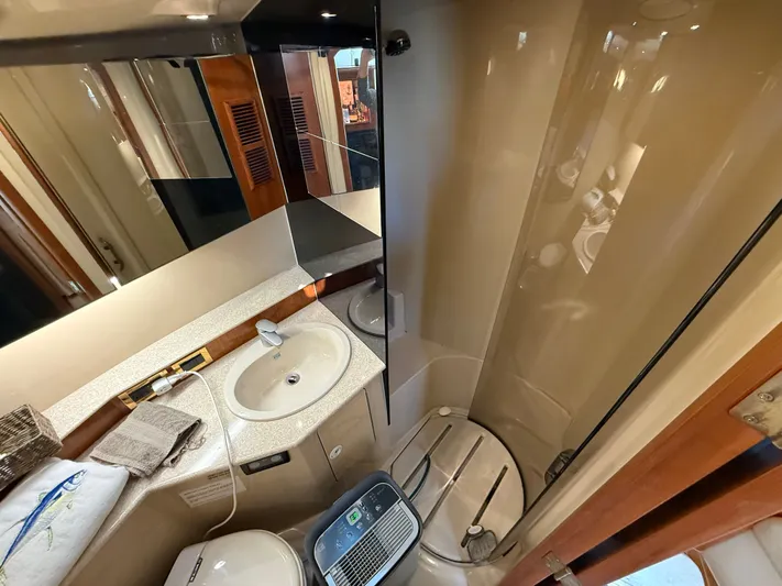 Yellowfin Yacht Photos Pics 