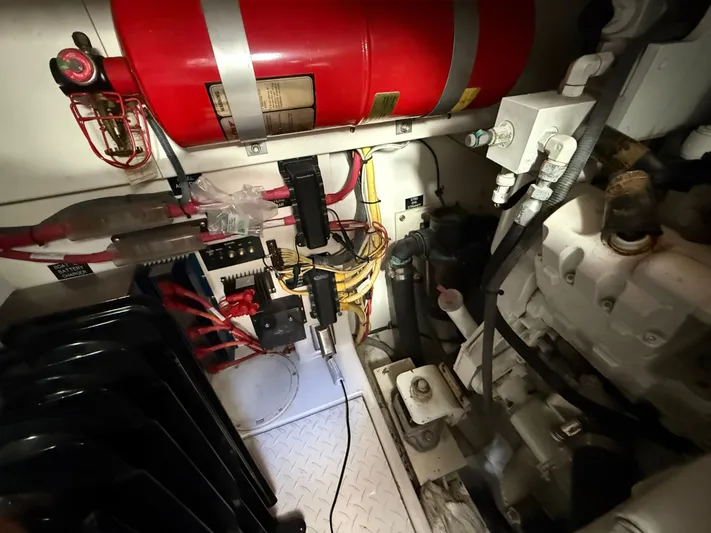 Yellowfin Yacht Photos Pics 