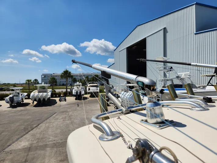 N' Pursuit Yacht Photos Pics 