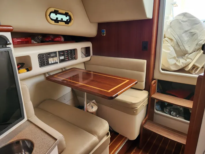 N' Pursuit Yacht Photos Pics 