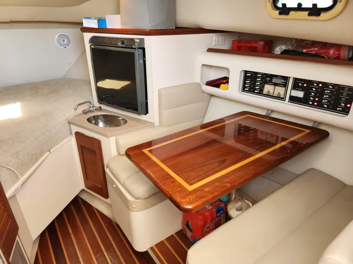 N' Pursuit Yacht Photos Pics 