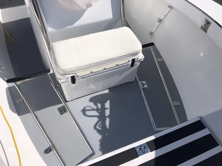  Yacht Photos Pics Bow Deck