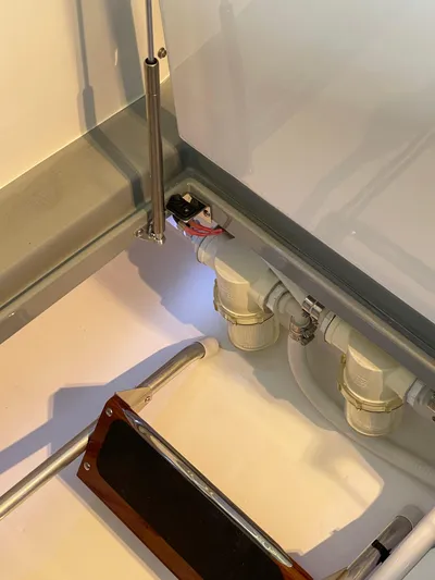  Yacht Photos Pics Lit Storage Area