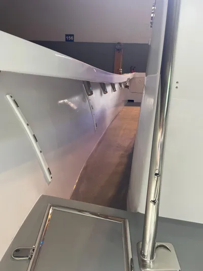  Yacht Photos Pics Starboard Side