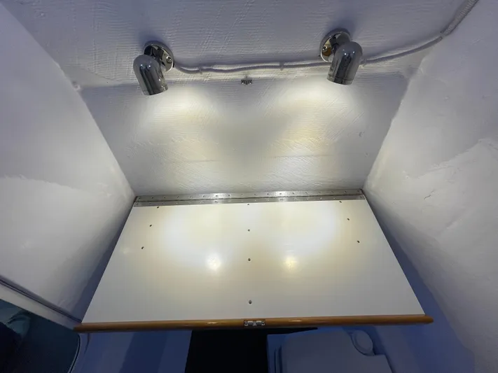  Yacht Photos Pics Chart Desk w/ Reading Lamps