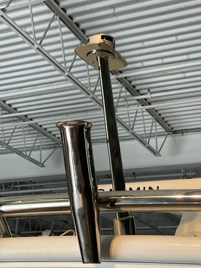  Yacht Photos Pics Custom Light Mast