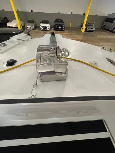  Yacht Photos Pics Anchor Windlass