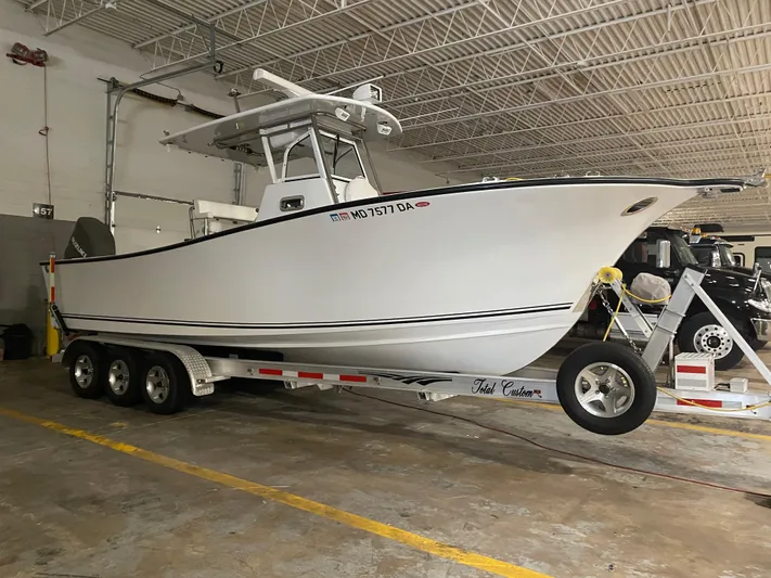  Yacht Photos Pics Stb Side View on Trailer