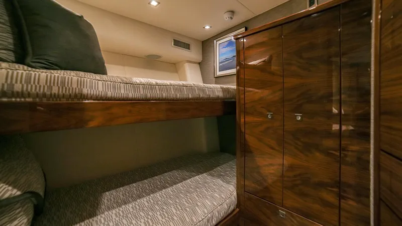 Free Spool Yacht Photos Pics 