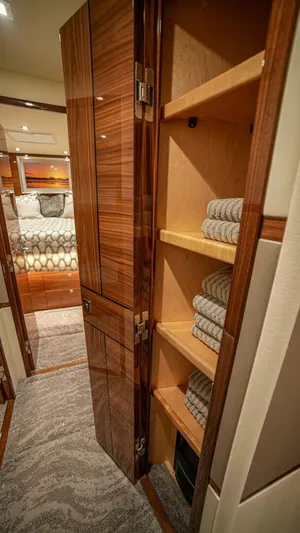 Free Spool Yacht Photos Pics 