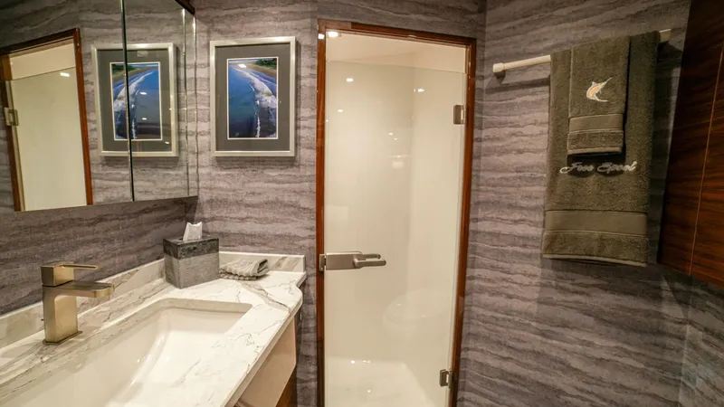 Free Spool Yacht Photos Pics 