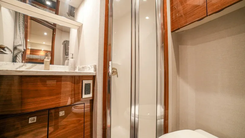 Free Spool Yacht Photos Pics 