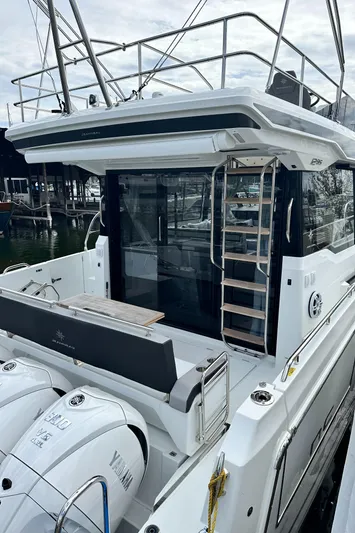  Yacht Photos Pics Jeanneau NC 1295 Fly - Access to flybridge