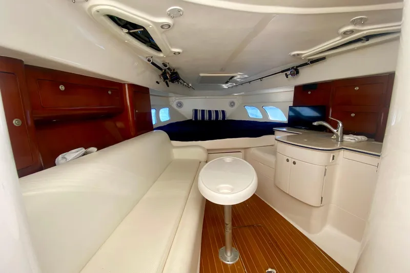  Yacht Photos Pics Interior of a 2000 Intrepid 377 Walkaround yacht.