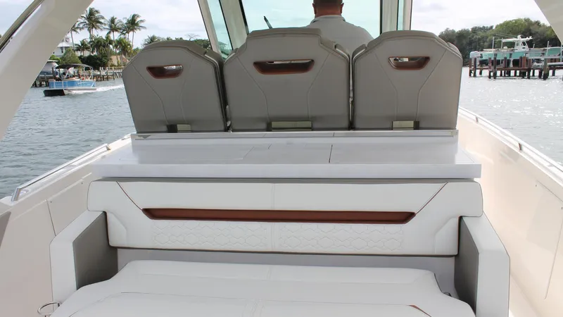 Fourth Quarter Yacht Photos Pics 