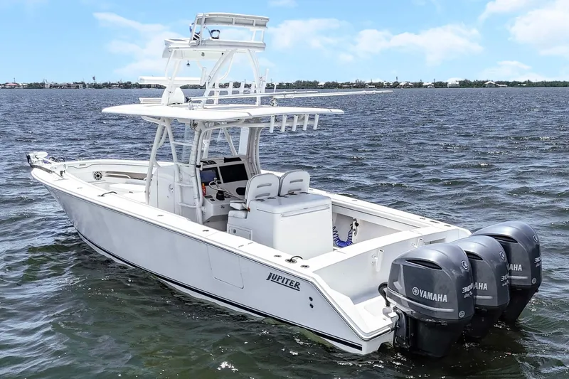  Yacht Photos Pics 2017 Jupiter 34 FS boat with triple Yamaha engines on open water.
