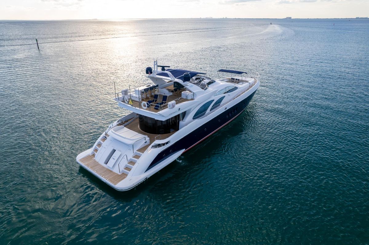 2006 Azimut 98 