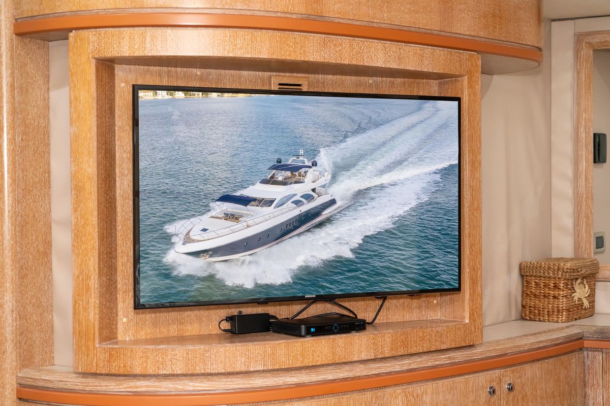 2006 Azimut 98 