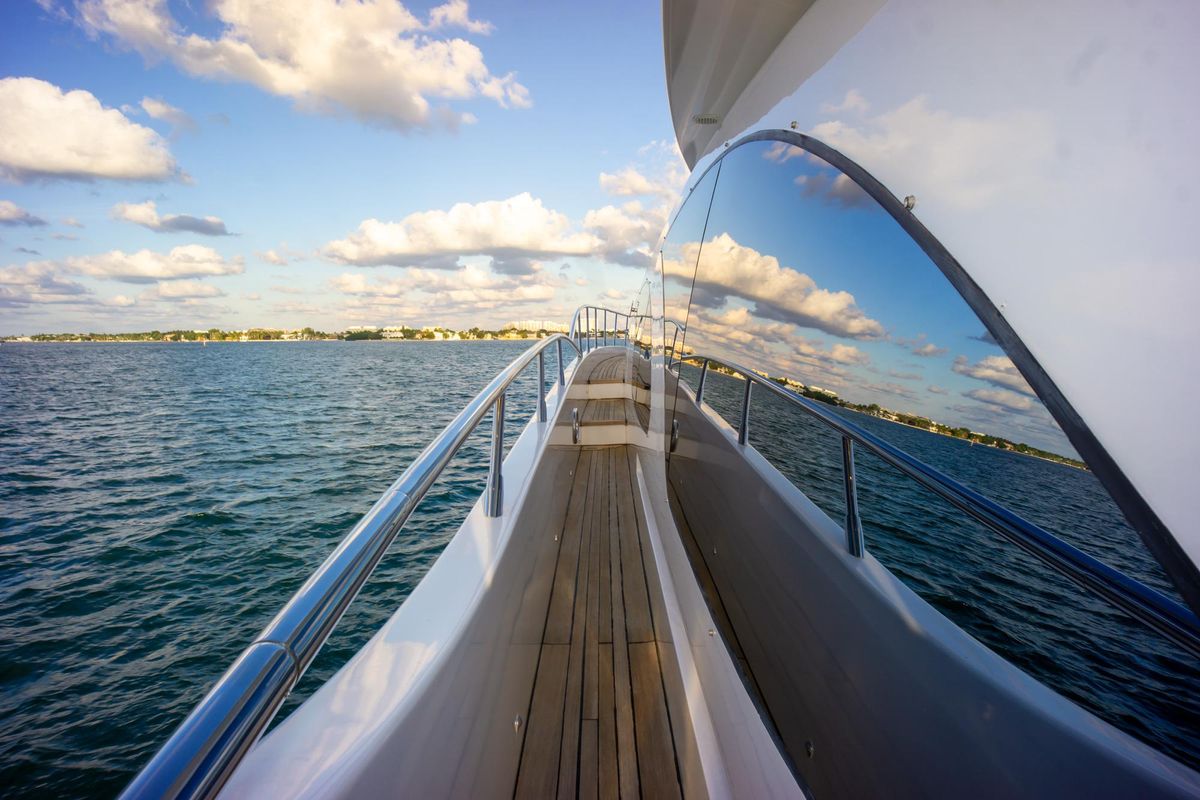 2006 Azimut 98 