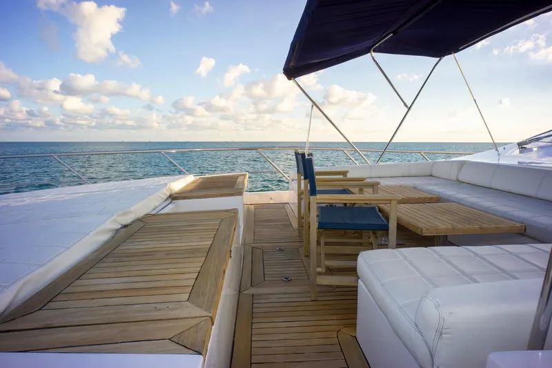  Yacht Photos Pics Luxurious deck of 2006 Azimut 98 Leonardo yacht with ocean view and seating area.