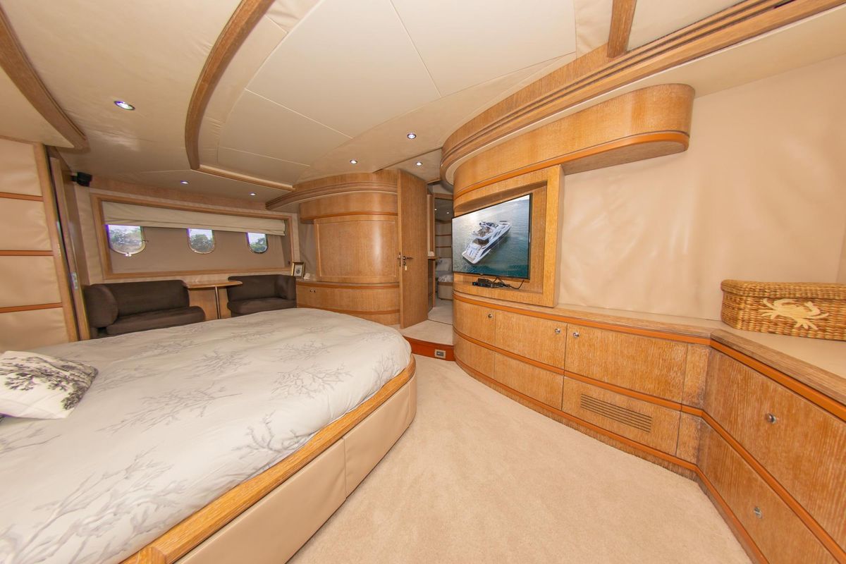2006 Azimut 98 