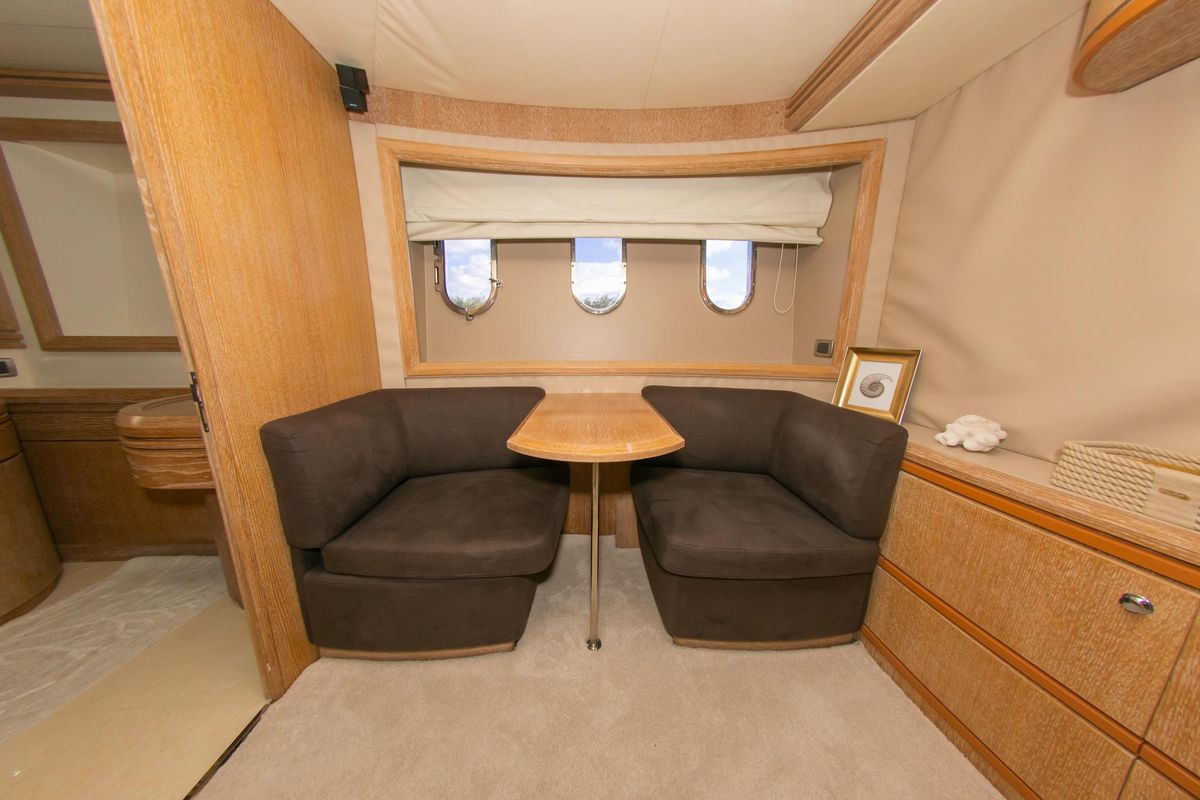 2006 Azimut 98 