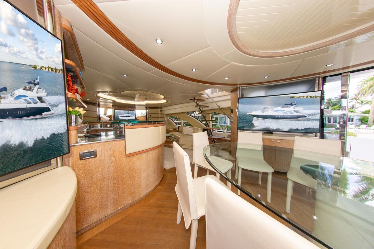 2006 Azimut 98 