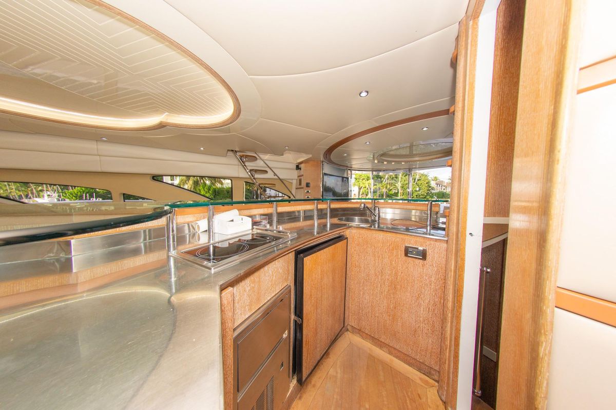 2006 Azimut 98 