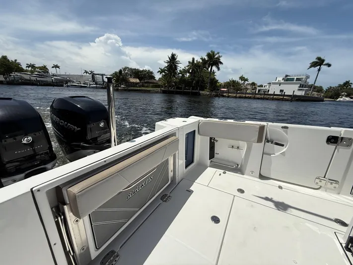 Sammy G Yacht Photos Pics 2020 Blackfin 332 CC boat with dual Mercury engines on a sunny day.