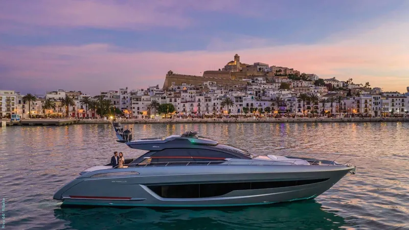  Yacht Photos Pics Manufacturer Provided Image
