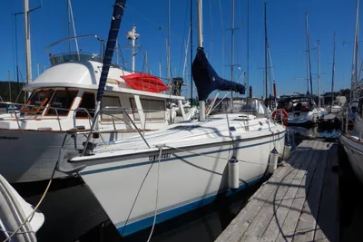 Hunter 333 Sloop