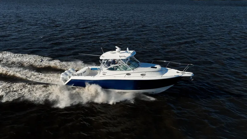 Off The Charts Yacht Photos Pics 