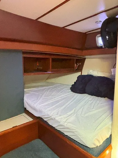 Luna Yacht Photos Pics Aft Cabin