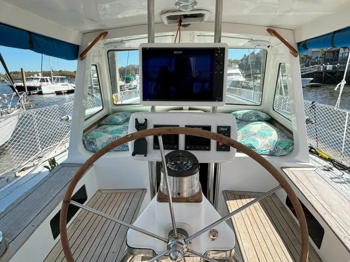 Luna Yacht Photos Pics Cockpit with Hardtop