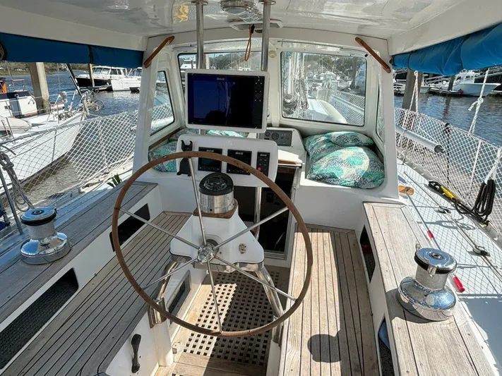 Luna Yacht Photos Pics 